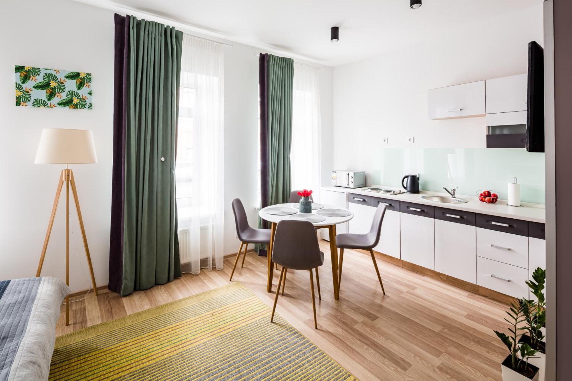 Apart Hotel Code 10 Lviv Exterior photo