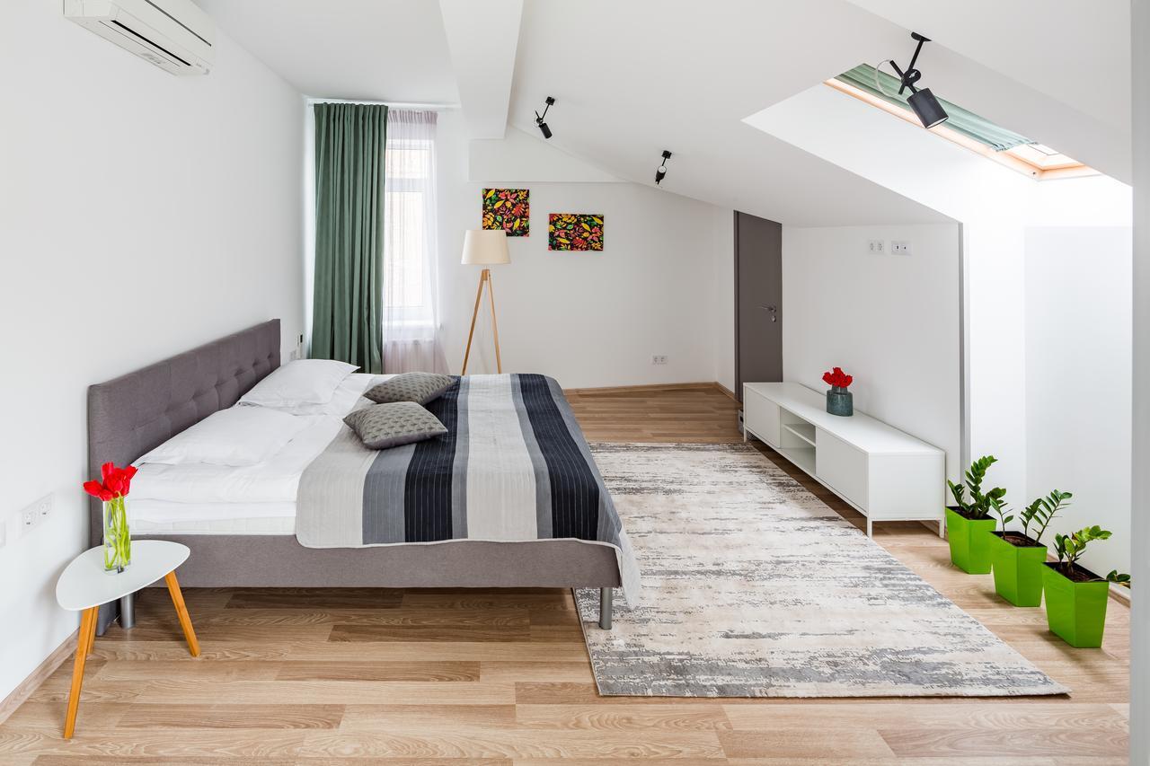 Apart Hotel Code 10 Lviv Exterior photo