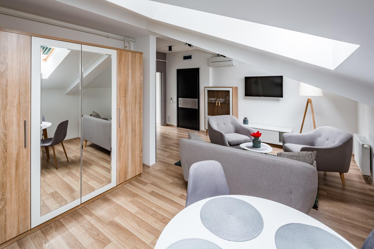 Apart Hotel Code 10 Lviv Exterior photo